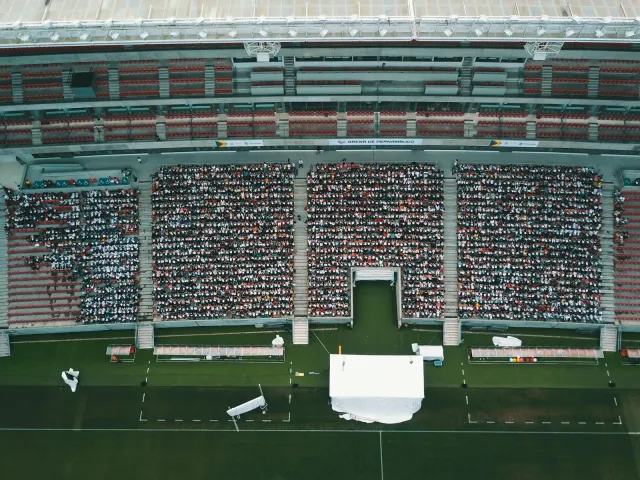Estádio lotado no dia do evento